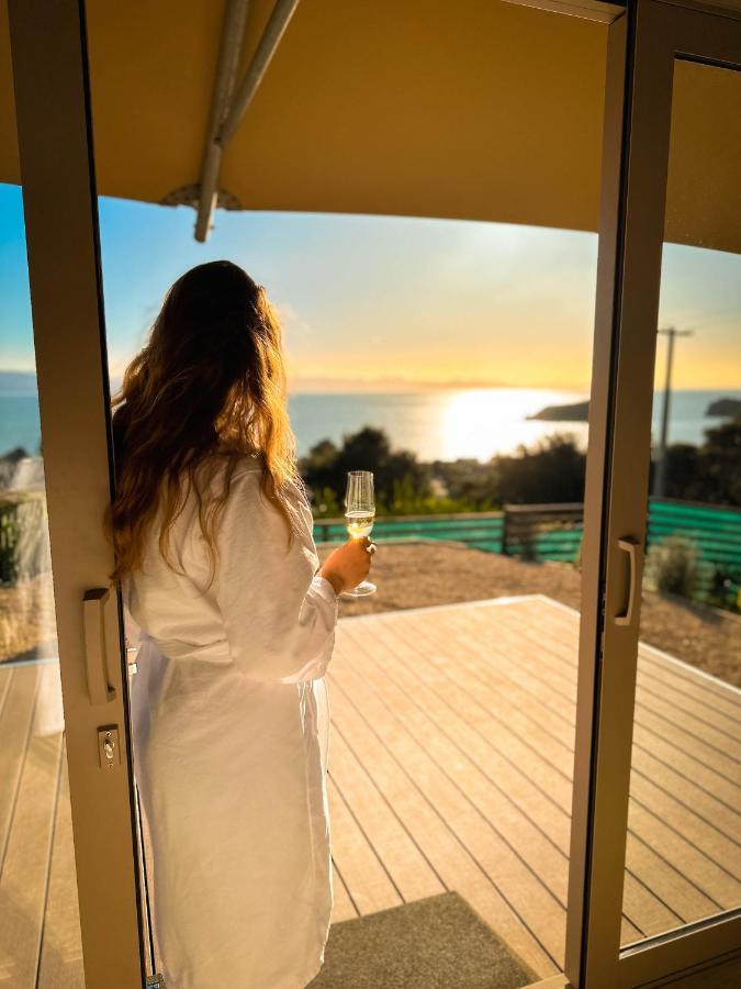 فندق Drift Off Grid Luxury Eco Glamping Tarakohe المظهر الخارجي الصورة